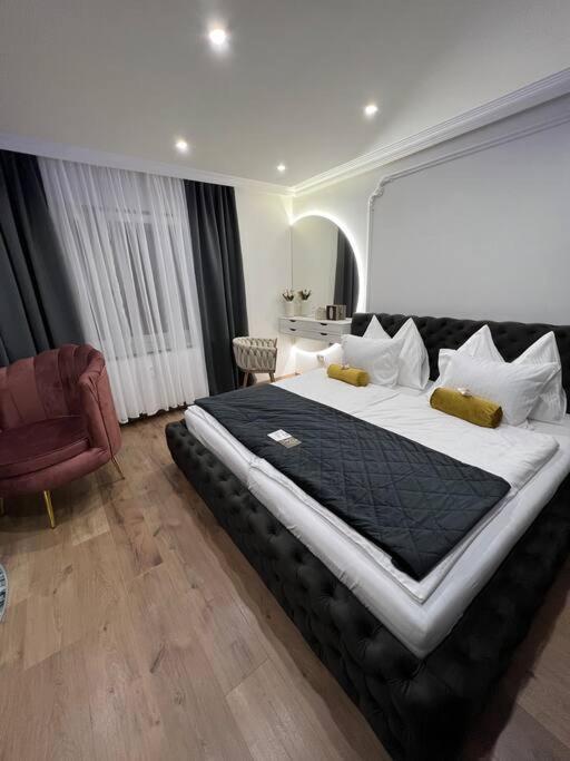 Traum Wohnung Mit Kingsize-Bett Graz Exterior photo