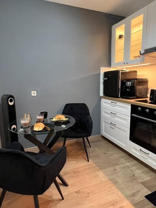 Traum Wohnung Mit Kingsize-Bett Graz Exterior photo
